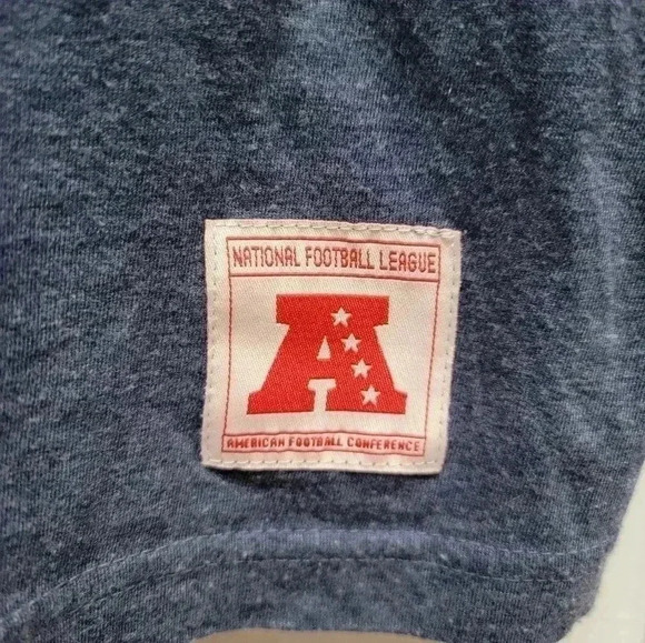 NFL Team Apparel Denver Broncos Short Sleeve Graphic Tee Shirt Size XL - Picture 2 of 3